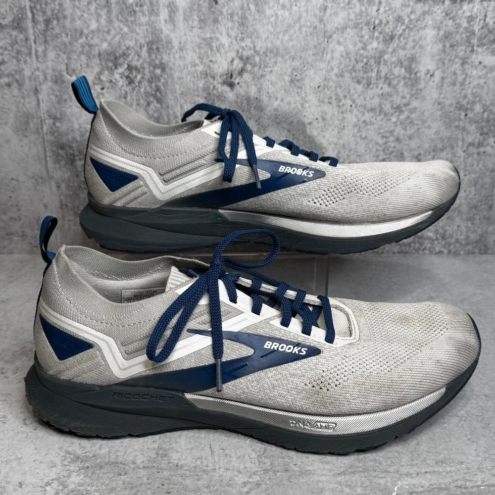 Brooks Ricochet 3 Mens Running Shoes Grey Navy Blue 1103611D199 Size 11